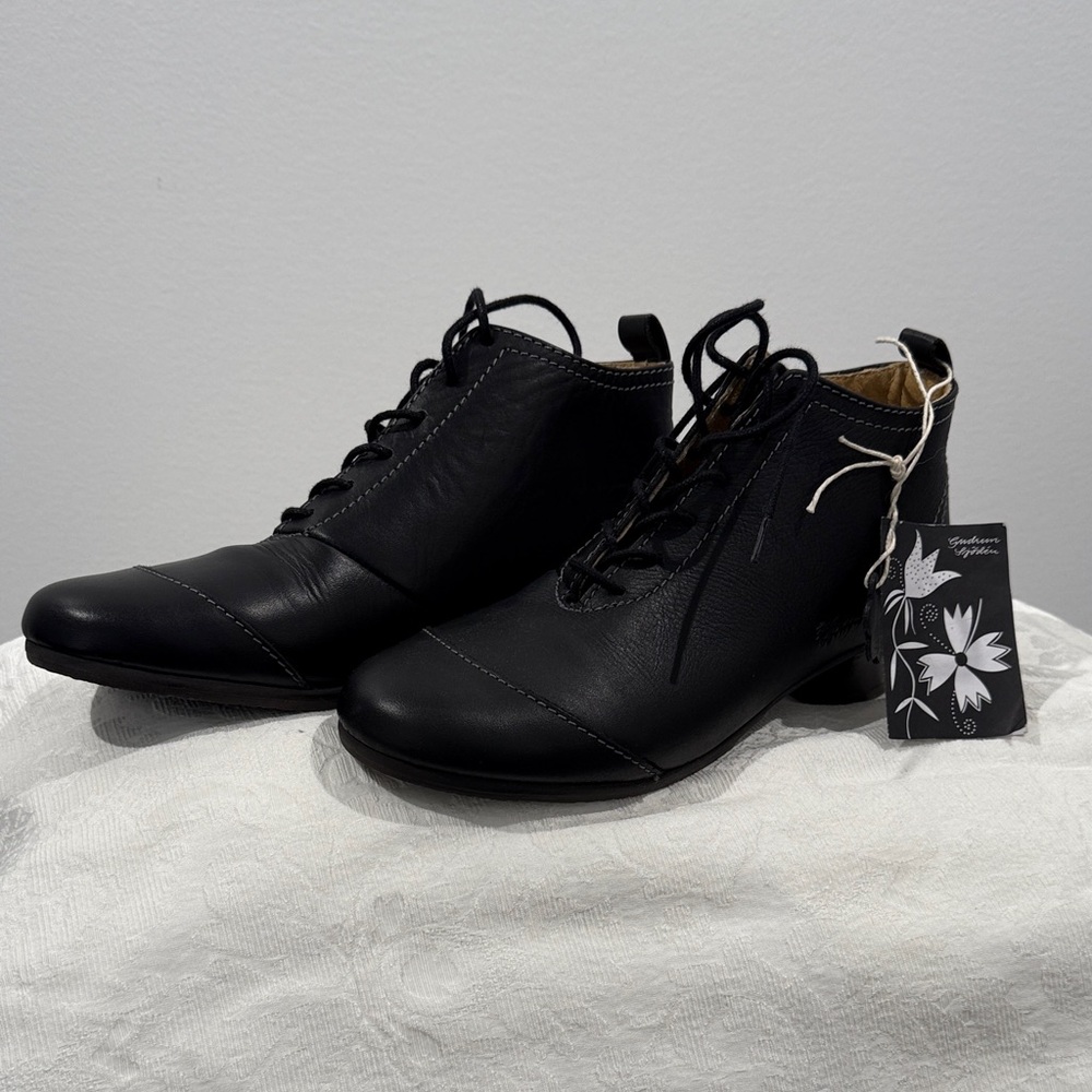 Gudrun Sjõdén Snörkänga Leather Women's boots with laces